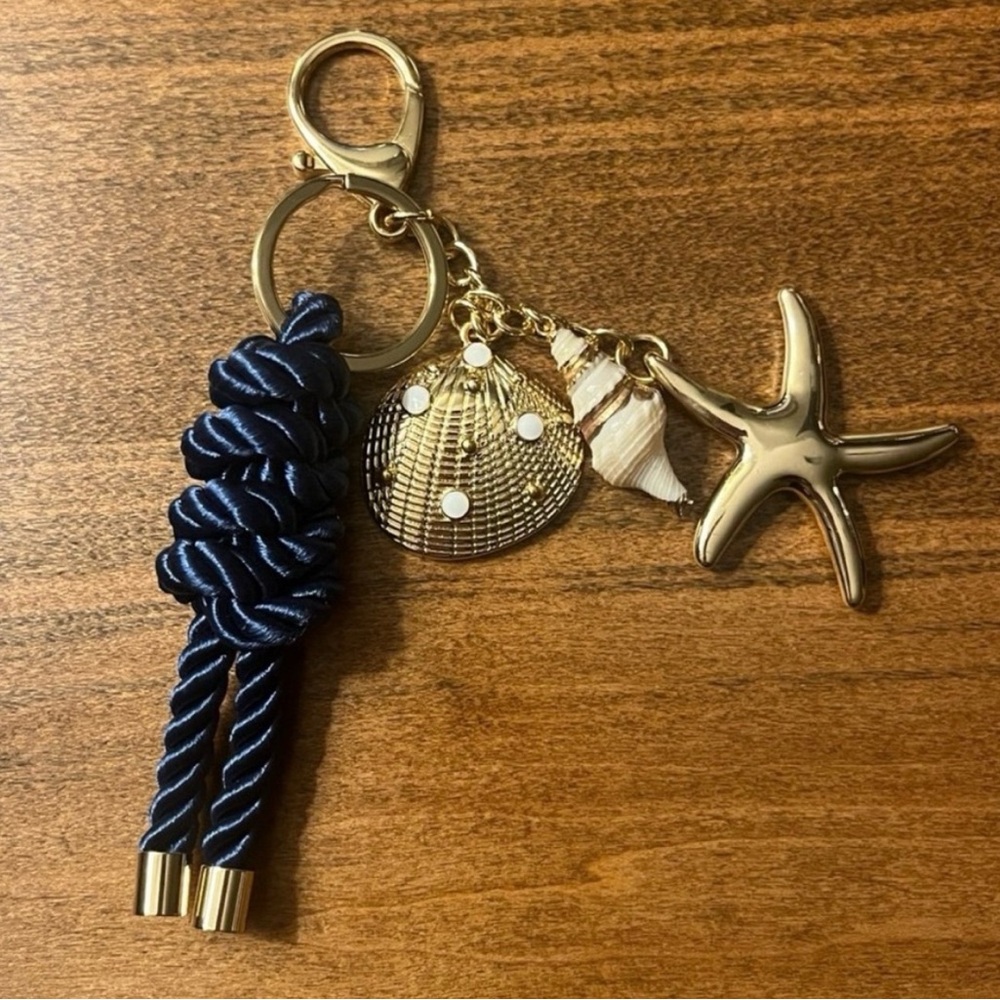 Piper K Nautical Keychain with Gold Starfish and Shell Charms